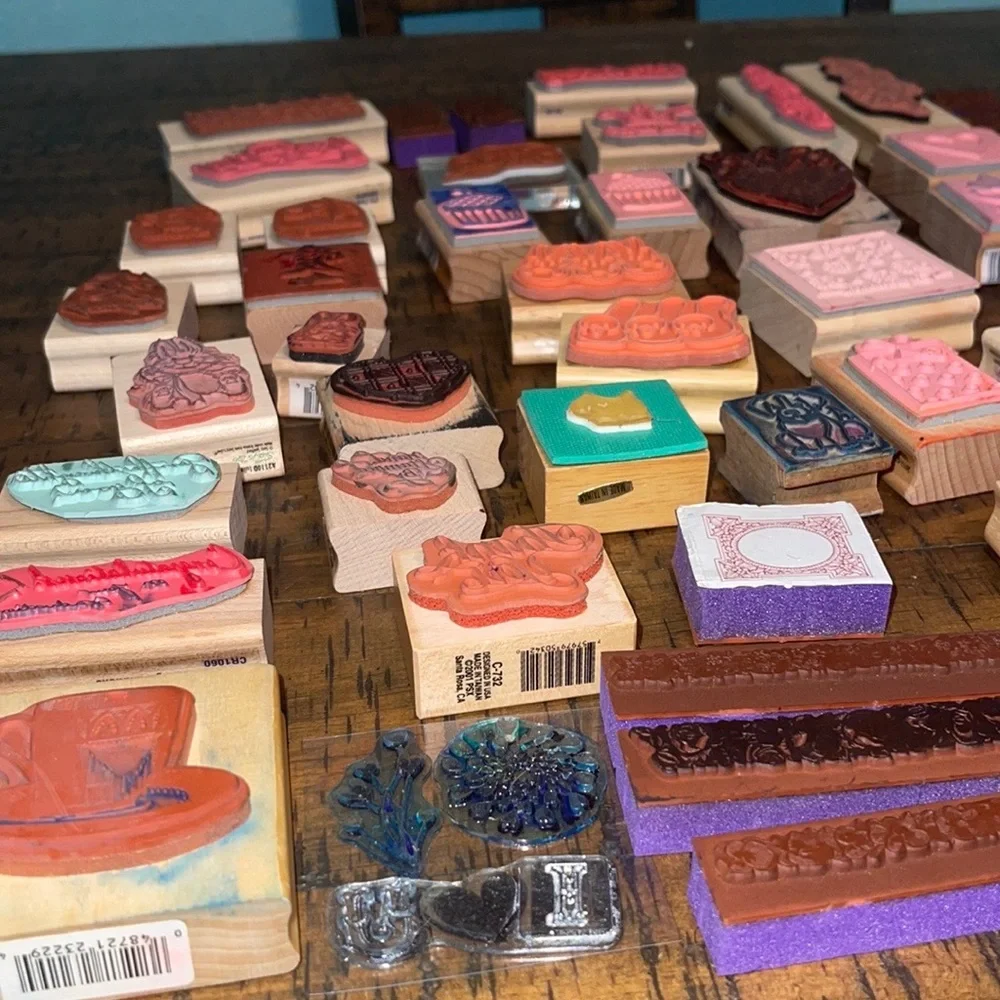 48 Rubber Stamps: Various Themes, Sayings & Florals